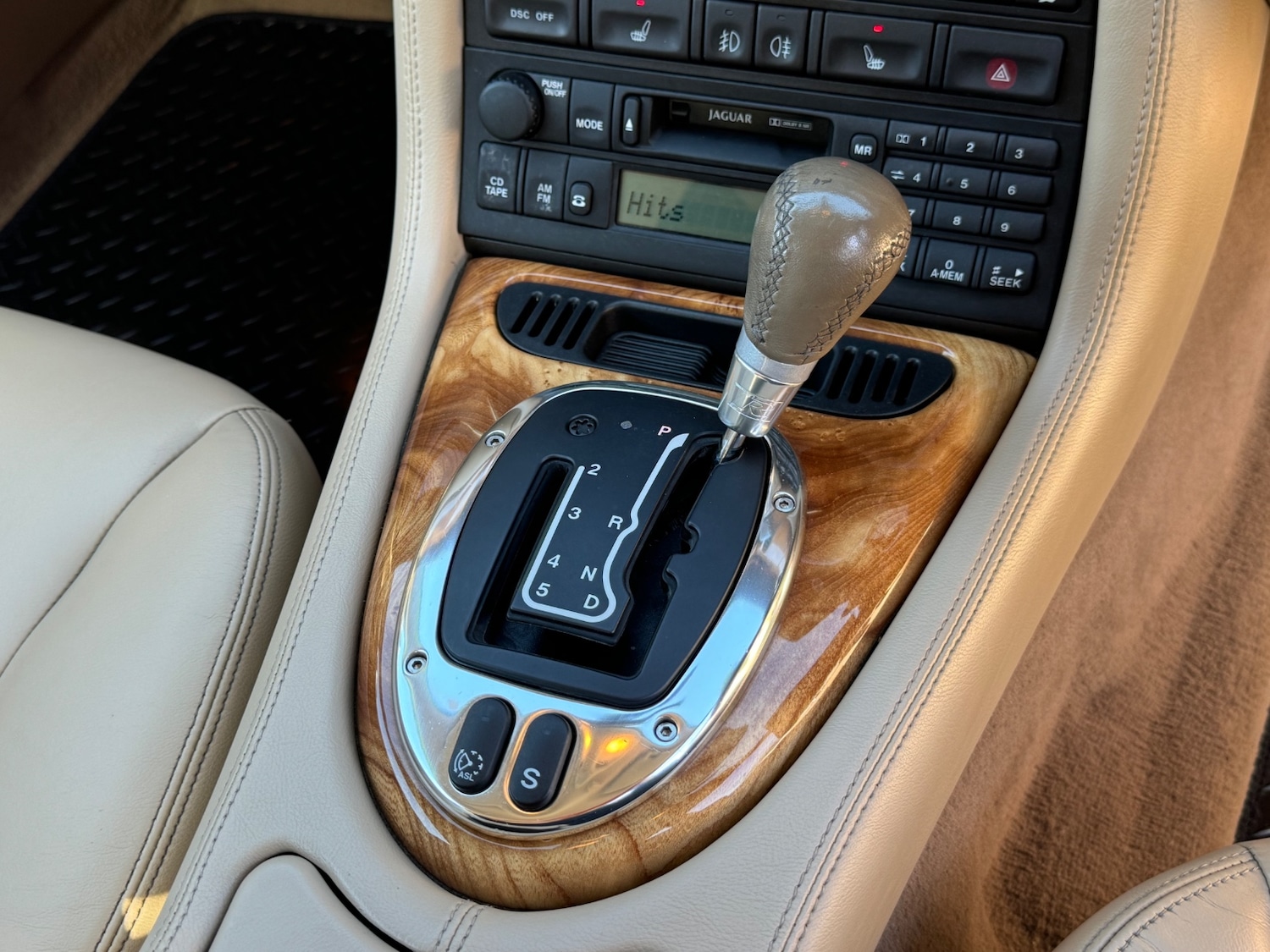 Used Jaguar XK8 2005 for sale - 77941323: Photo 21