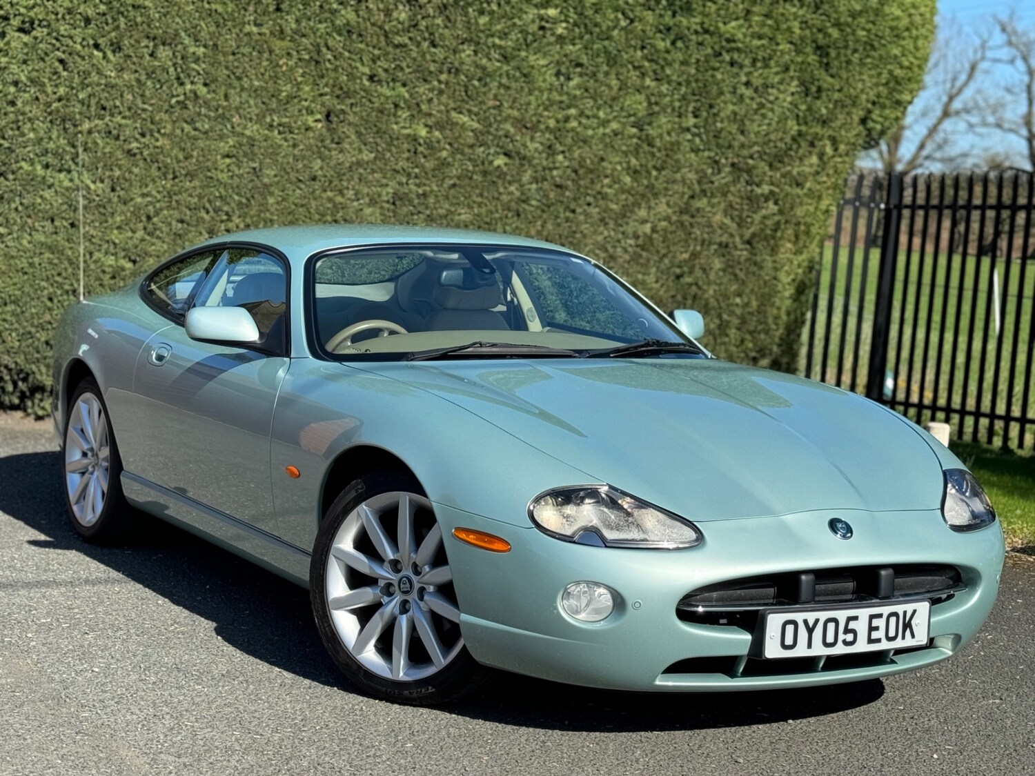 Used Jaguar XK8 2005 for sale - 77941323: Photo 4