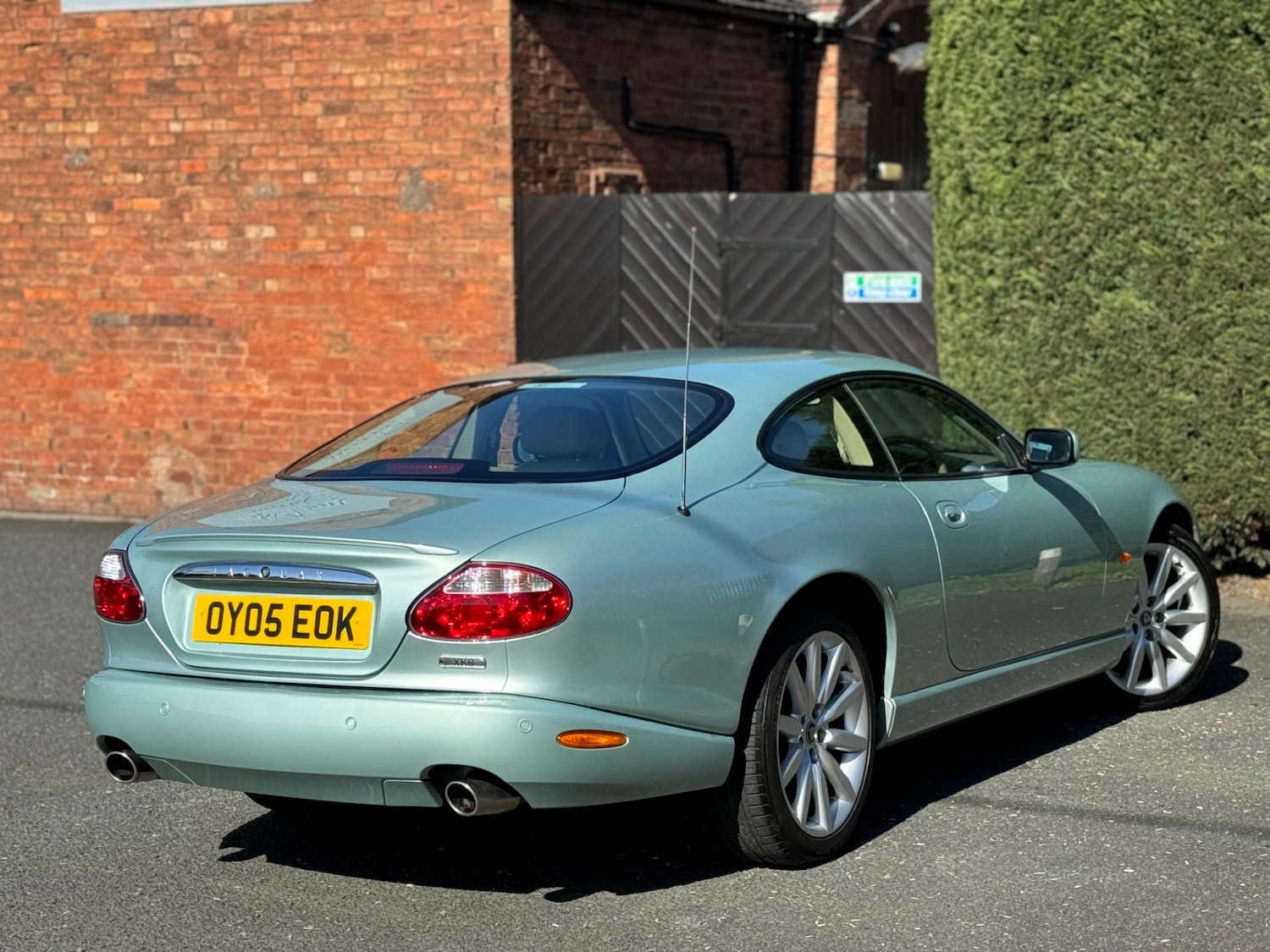 Used Jaguar XK8 2005 for sale - 77941323: Photo 5
