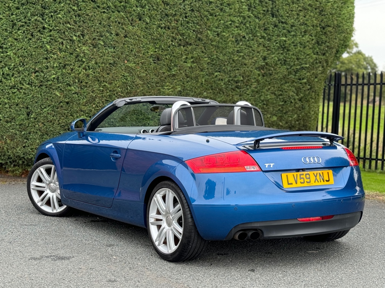 Used Audi TT 2009 for sale - 76098092: Photo 3