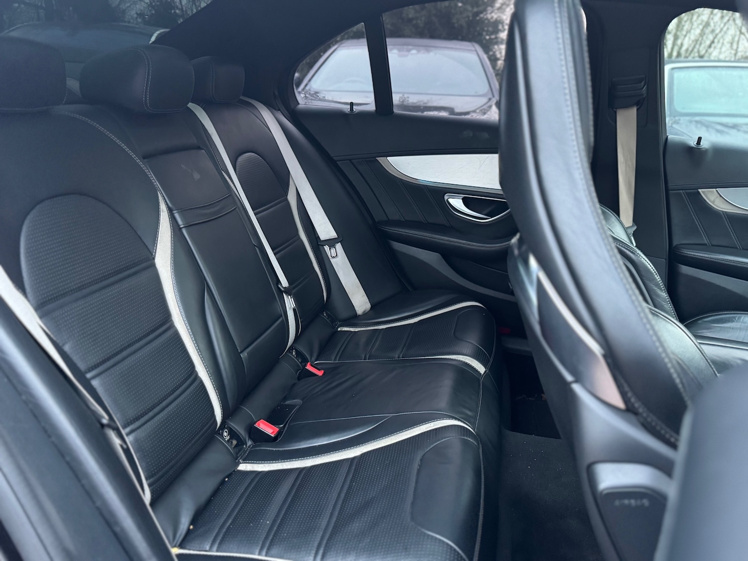 Used Mercedes-Benz C Class 2015 for sale - 76807079: Photo 11