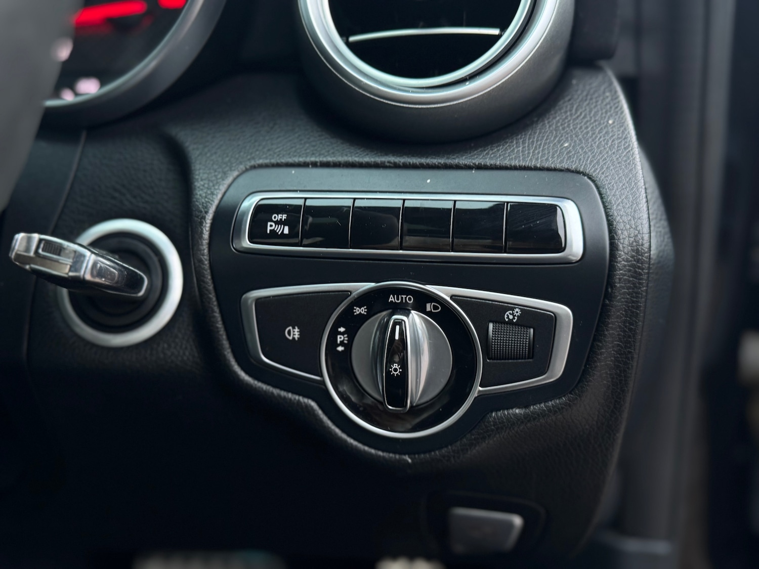 Used Mercedes-Benz C Class 2015 for sale - 76807079: Photo 22