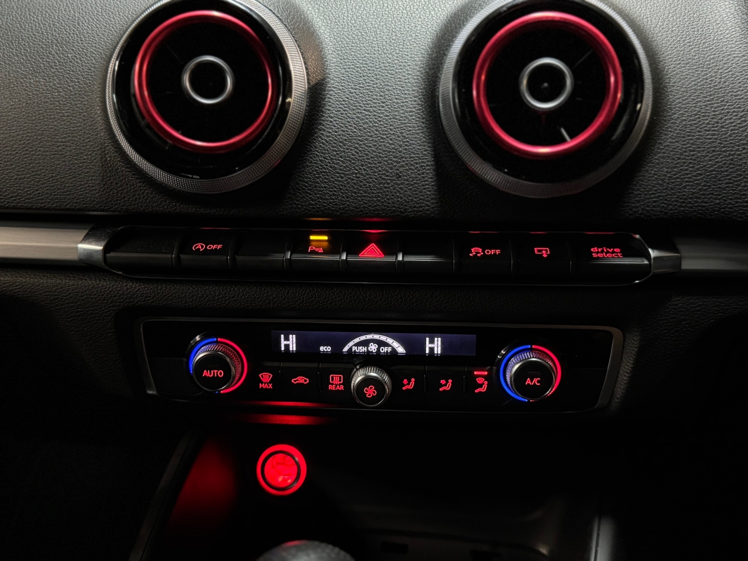 Used Audi A3 2014 for sale - 77635274: Photo 18