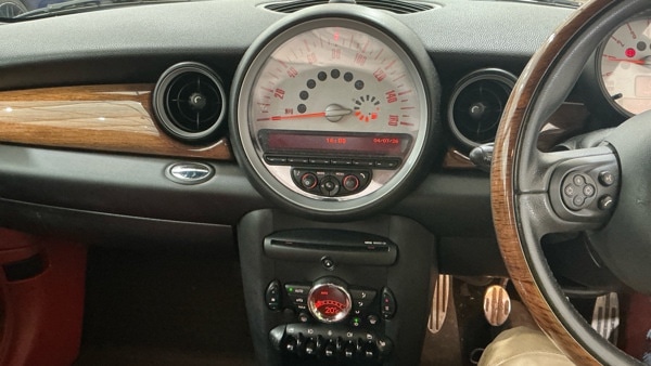 Used MINI Hatch 2011 for sale - 78202310: Photo 11