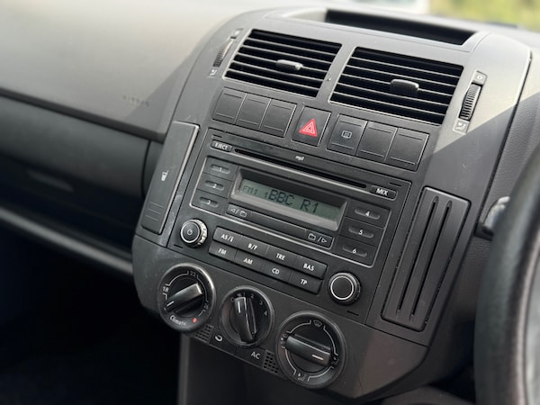 Used Volkswagen Polo 2006 for sale - 76024318: Photo 8