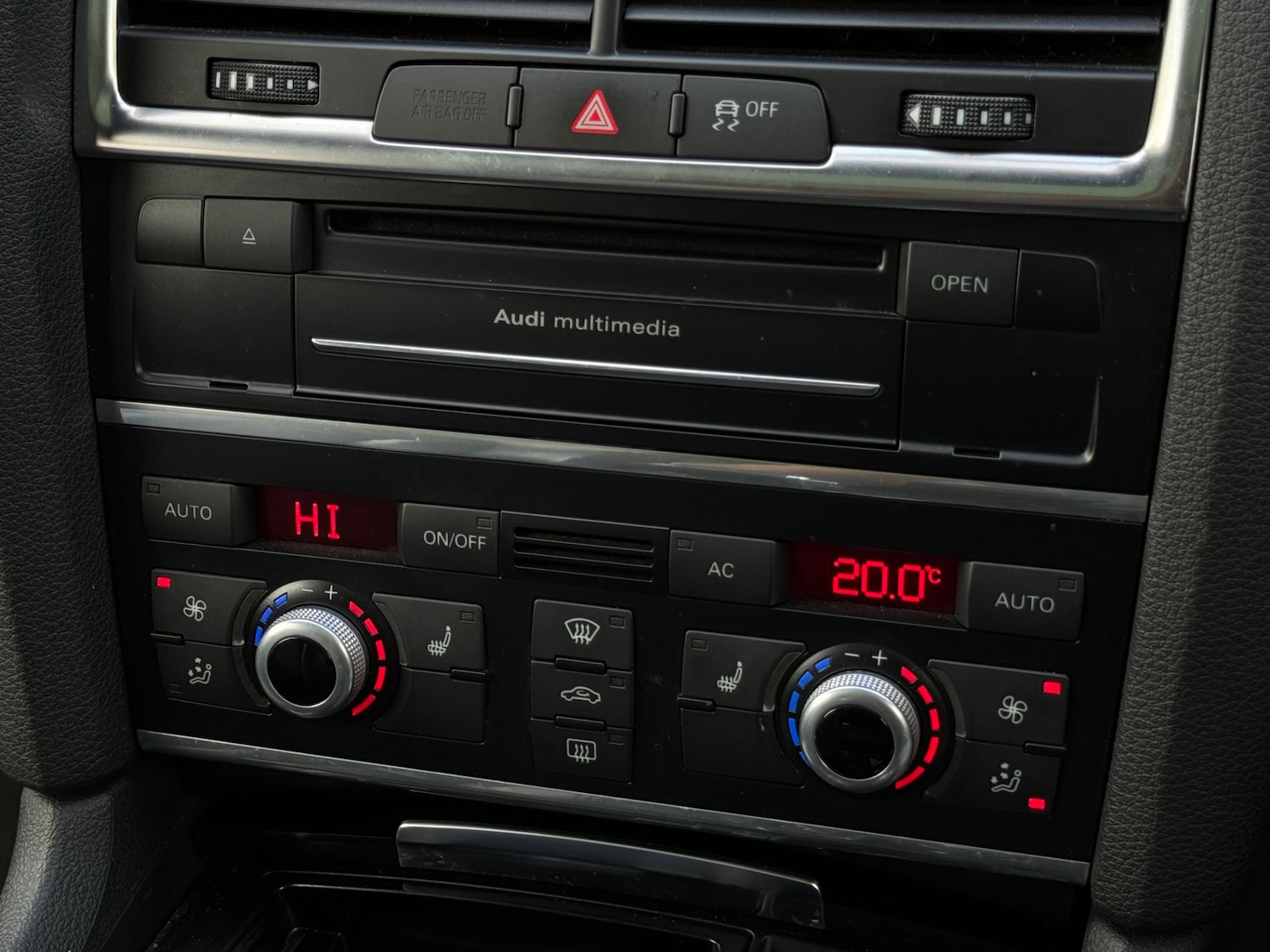 Used Audi Q7 2012 for sale - 76139437: Photo 22