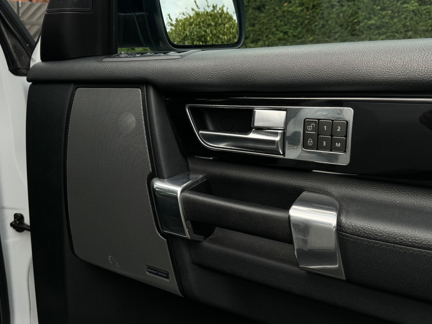 Used Land Rover Discovery 4 2013 for sale - 77154746: Photo 24