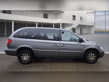 Used Chrysler Grand Voyager 2006 for sale - 76471117: Photo
