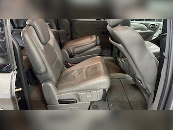 Used Chrysler Grand Voyager 2006 for sale - 76471117: Photo