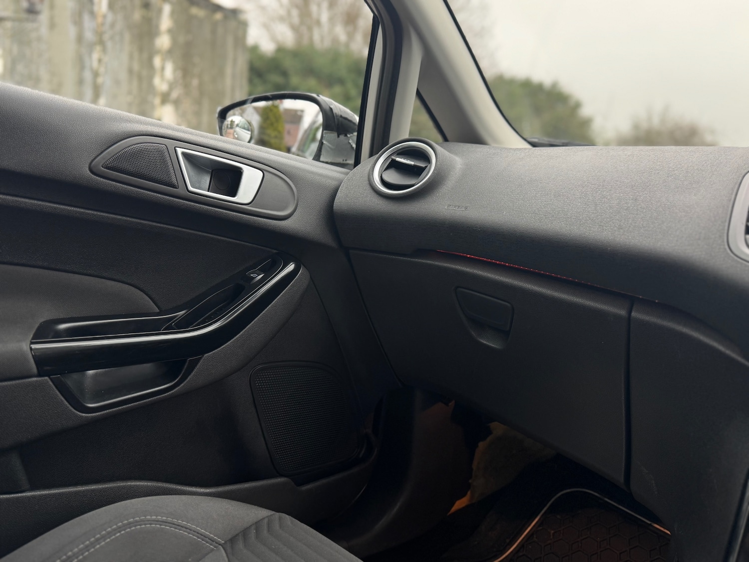 Used Ford Fiesta 2014 for sale - 77979880: Photo 19