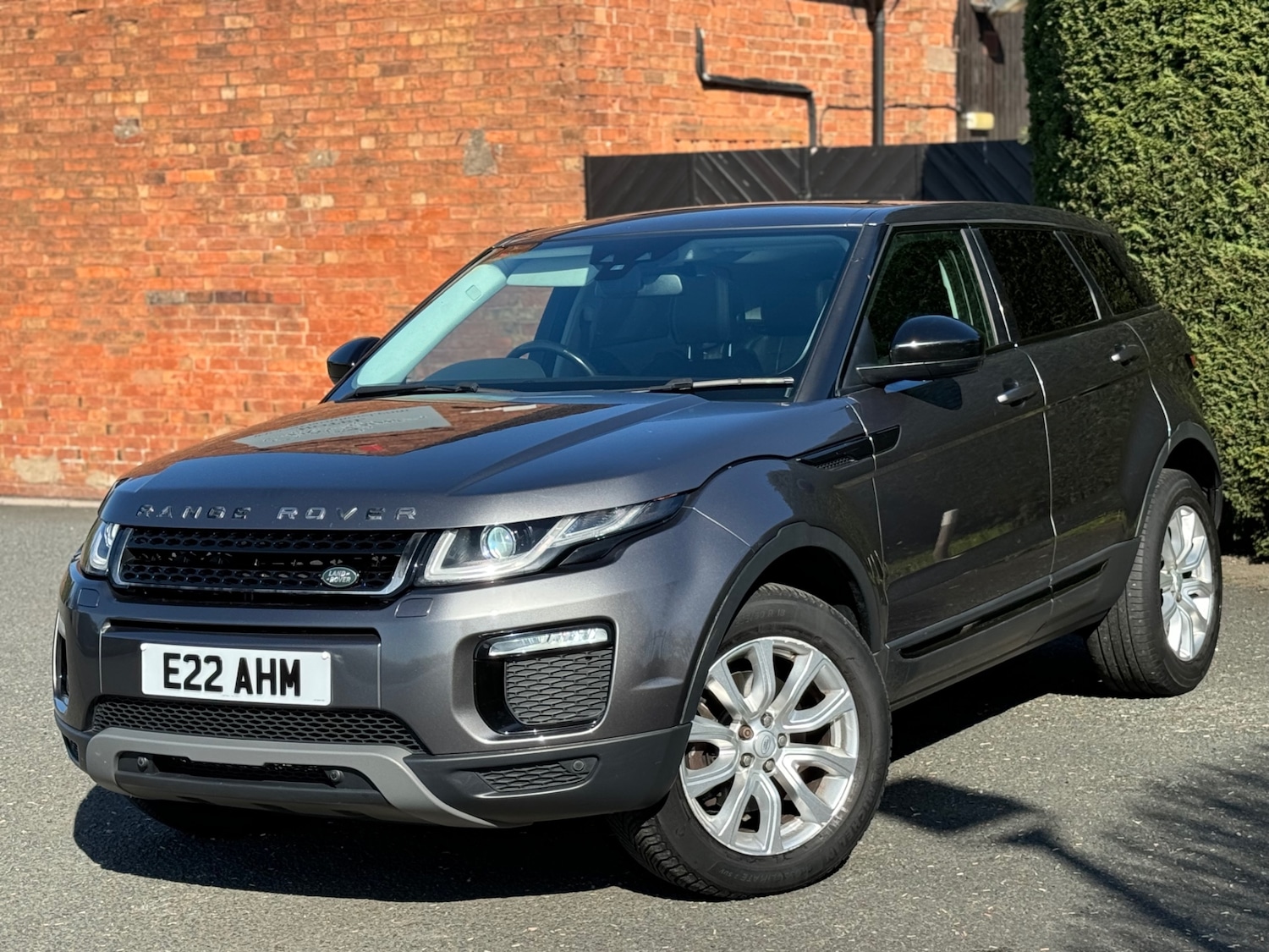 Used Land Rover Range Rover Evoque 2016 for sale - 77954135: Photo 2