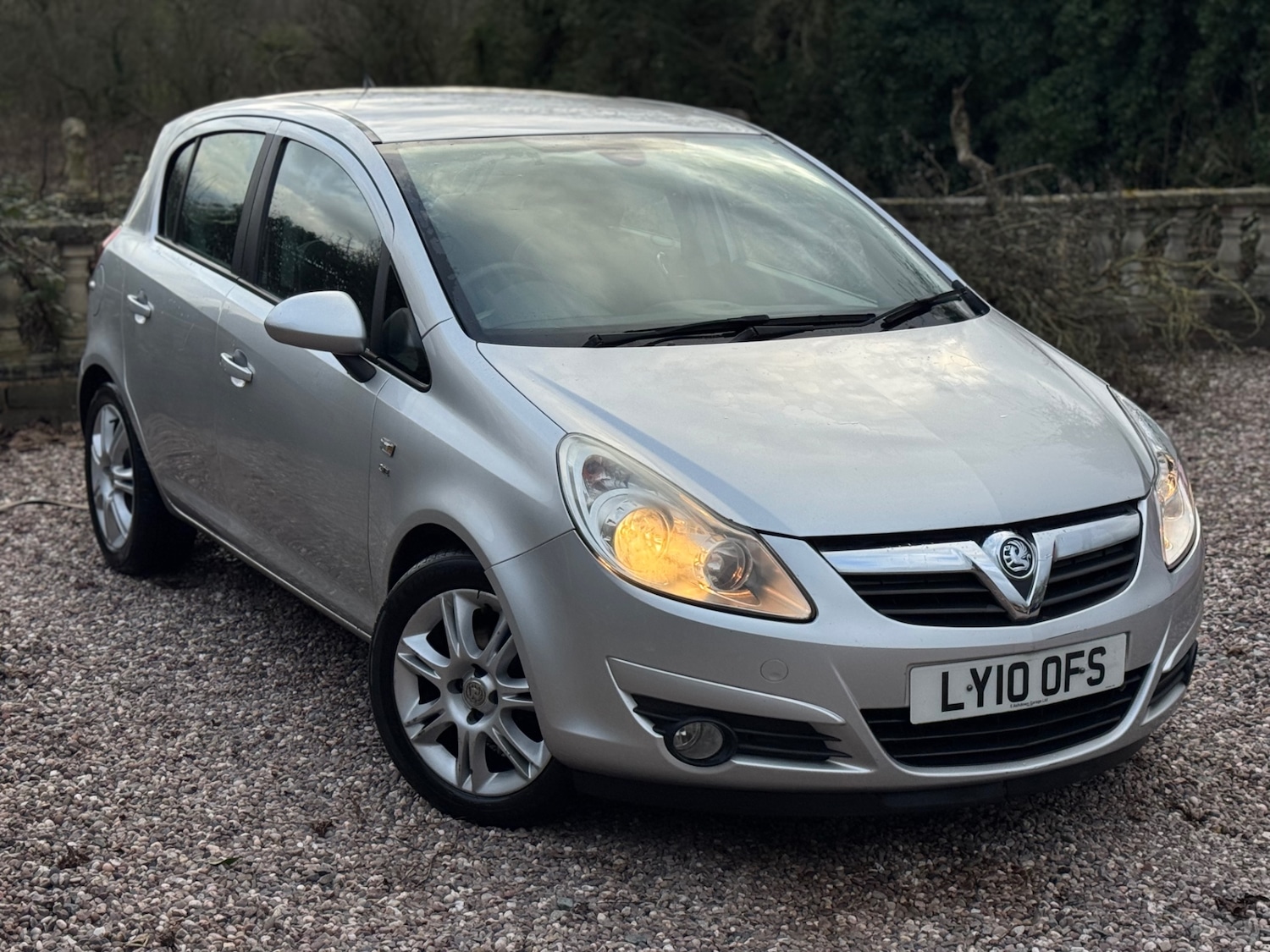 Used Vauxhall Corsa 2010 for sale - 77980748: Photo 3