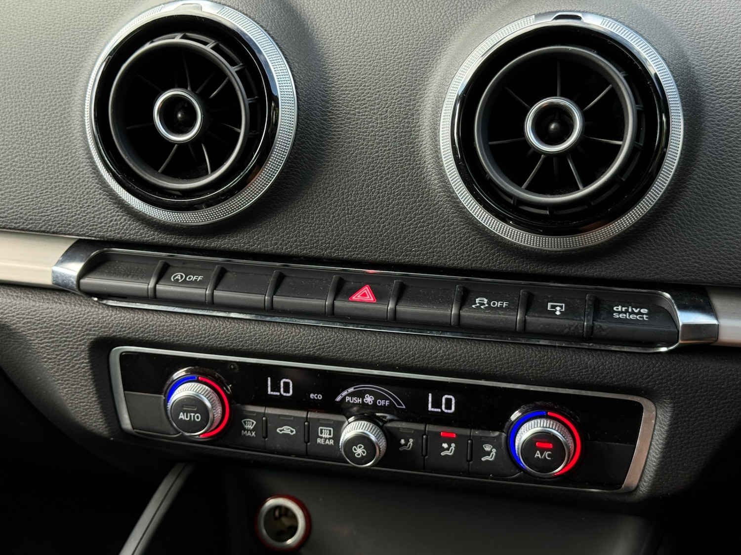 Used Audi A3 2014 for sale - 77587843: Photo 12