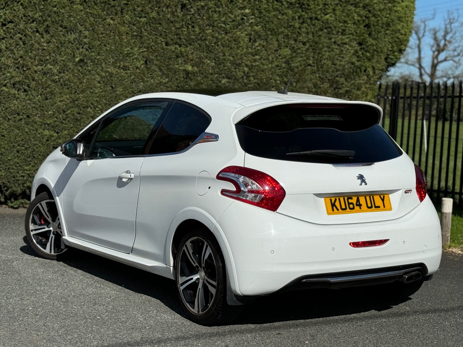 Used Peugeot 208 2014 for sale - 78144794: Photo 6