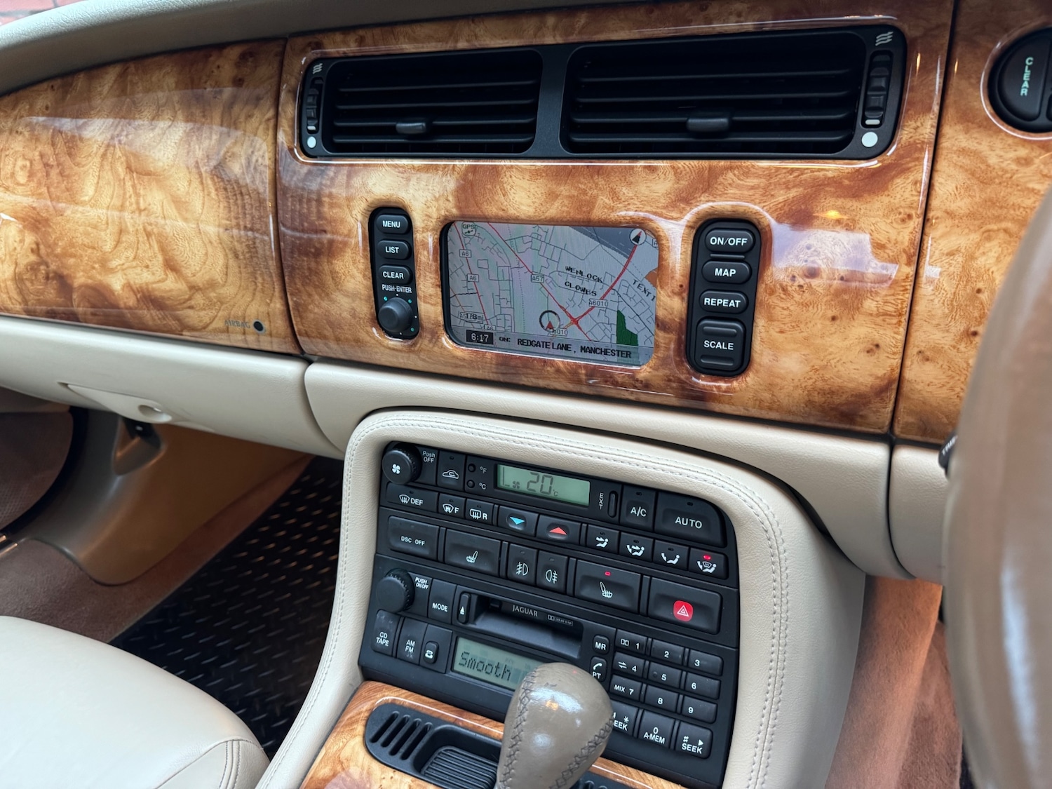 Used Jaguar XK8 2005 for sale - 77909937: Photo 5