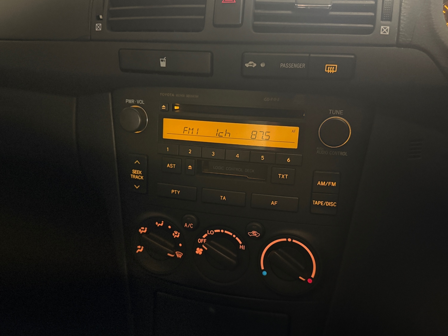 Used Toyota Avensis 2003 for sale - 76258948: Photo 13