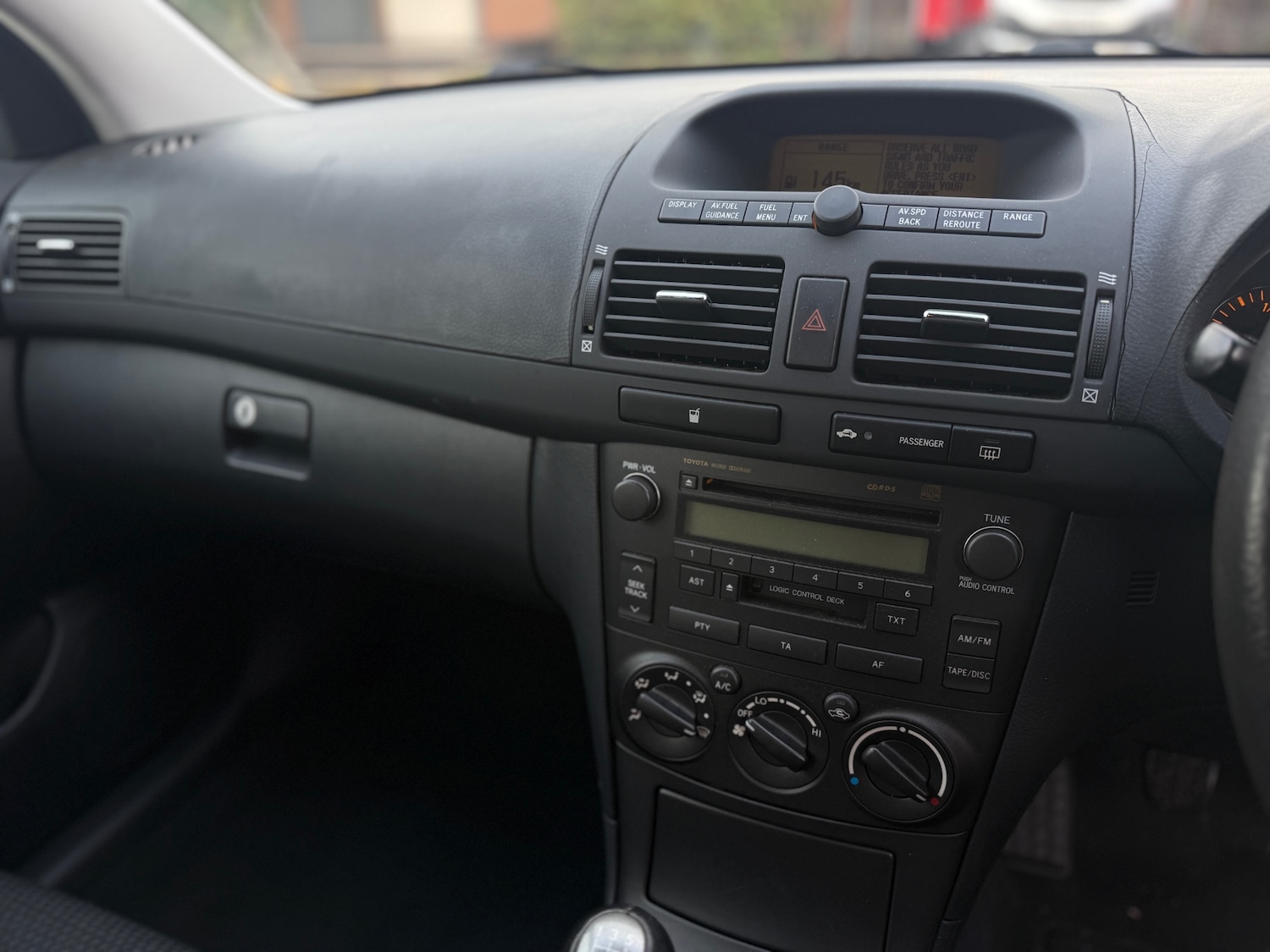 Used Toyota Avensis 2003 for sale - 76258948: Photo 9