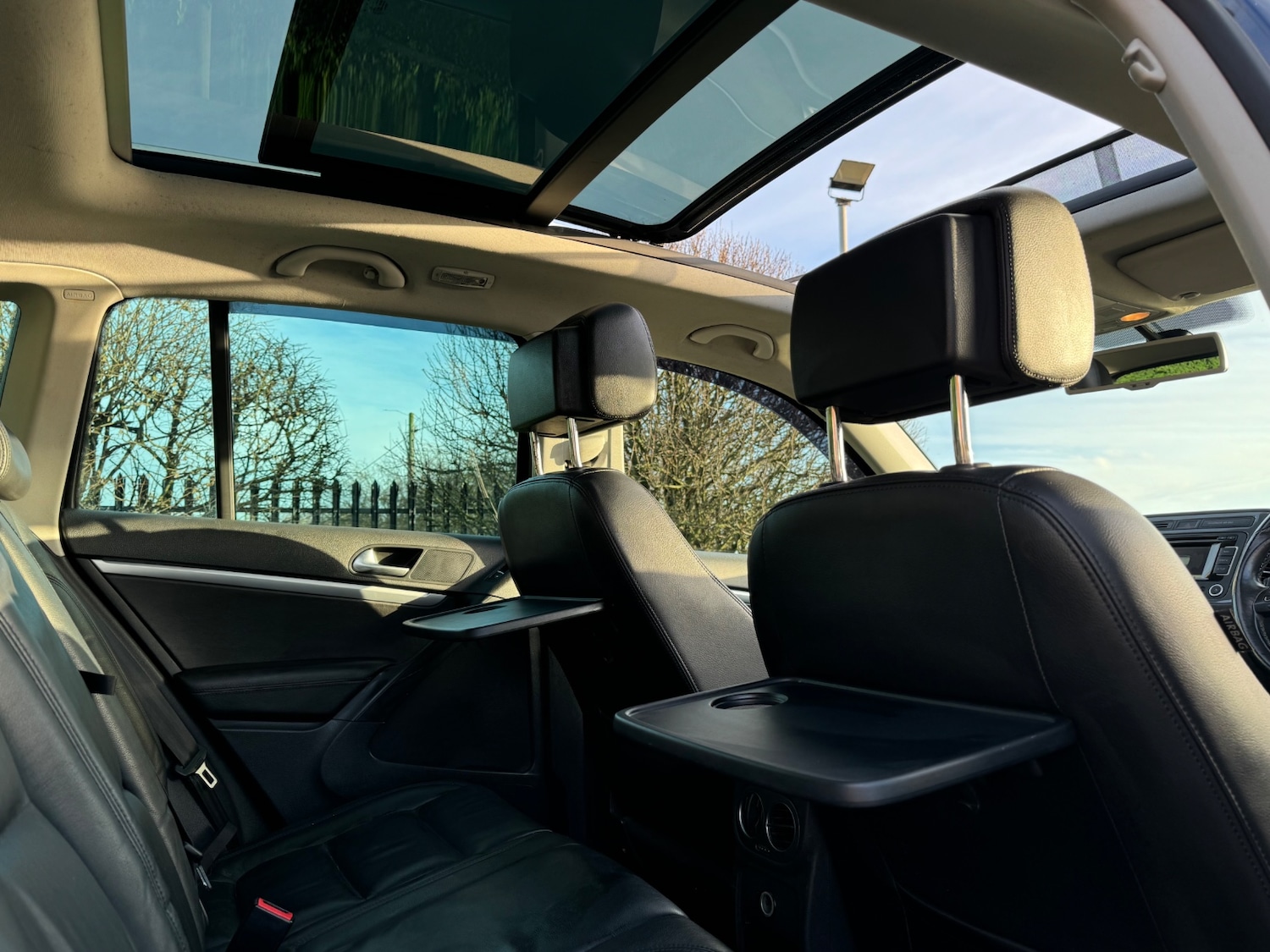 Used Volkswagen Tiguan 2015 for sale - 77345719: Photo 10