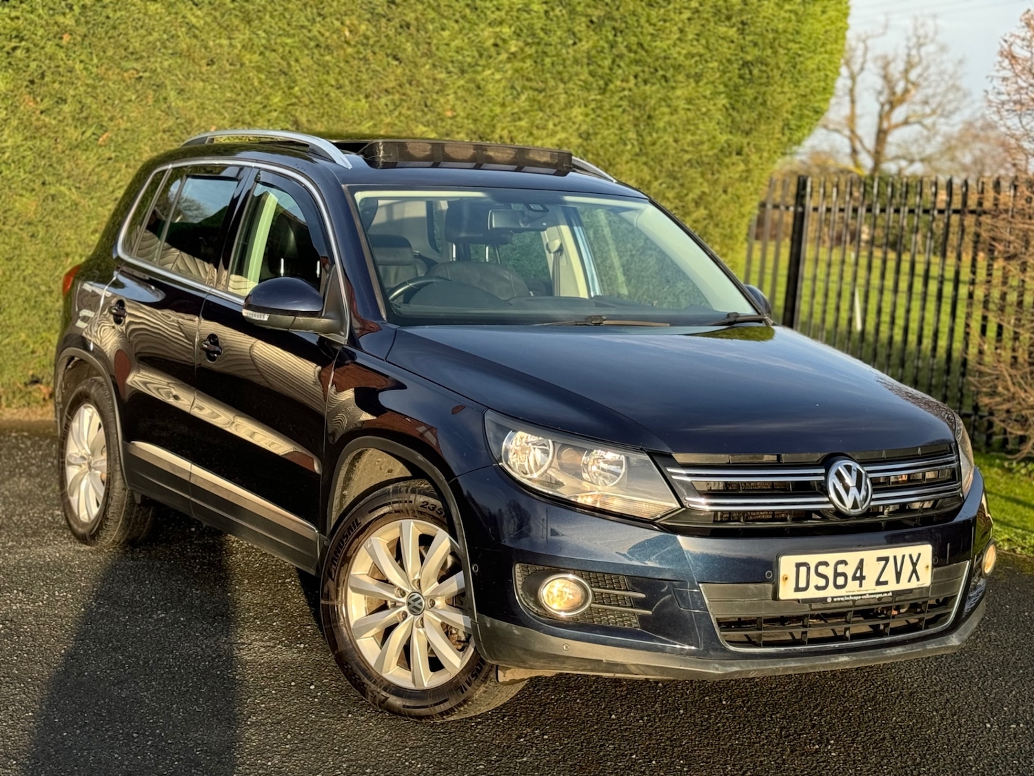 Used Volkswagen Tiguan 2015 for sale - 77345719: Photo 2