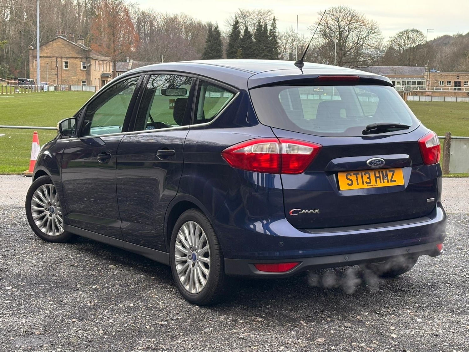 Used Ford C-Max 2013 for sale - 77636543: Photo 4