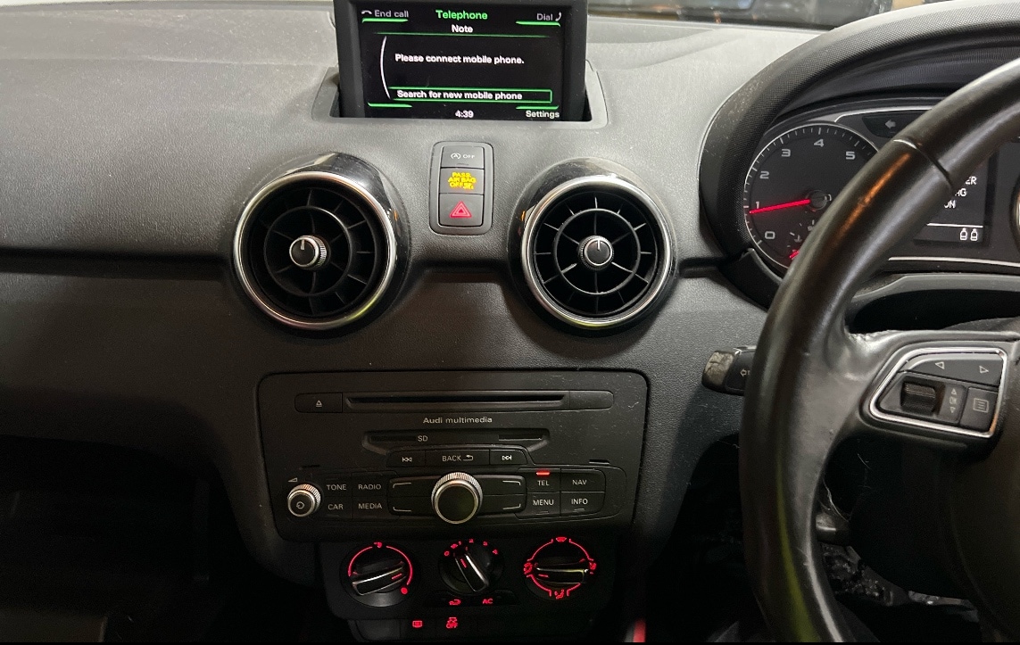 Used Audi A1 2011 for sale - 76669321: Photo 10