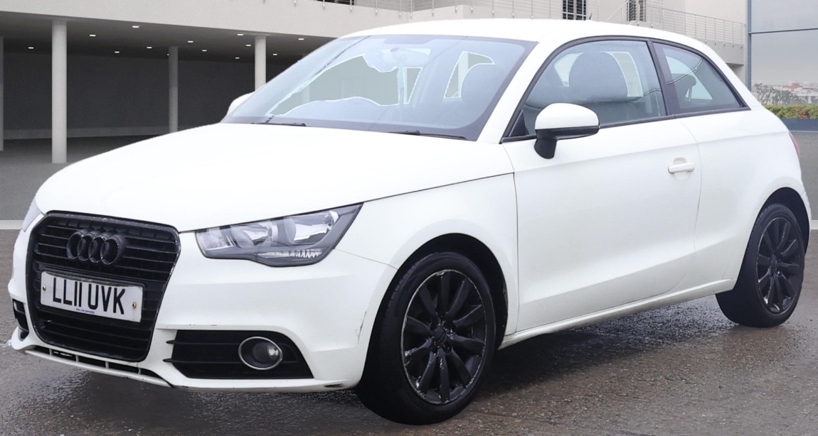 Used Audi A1 2011 for sale - 76669321: Photo 3