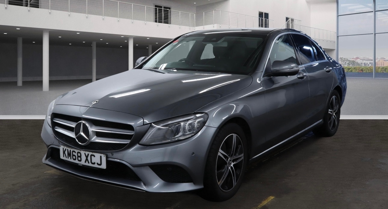 Used Mercedes-Benz C Class 2018 for sale - 78020513: Photo 1