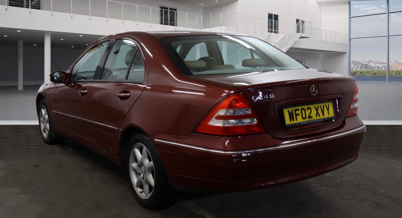 Used Mercedes-Benz C Class 2002 for sale - 77465171: Photo 3