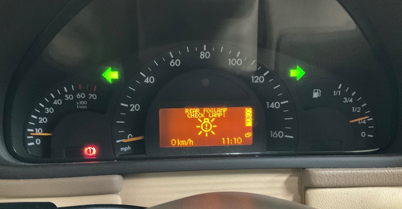 Used Mercedes-Benz C Class 2002 for sale - 77465171: Photo 8