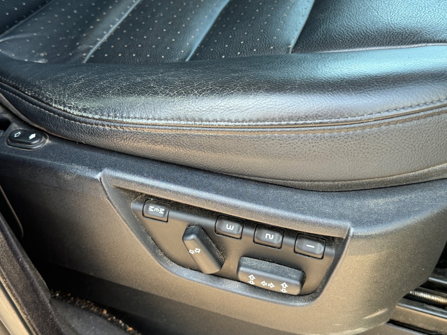 Used Land Rover Discovery 3 2008 for sale - 77656522: Photo 4