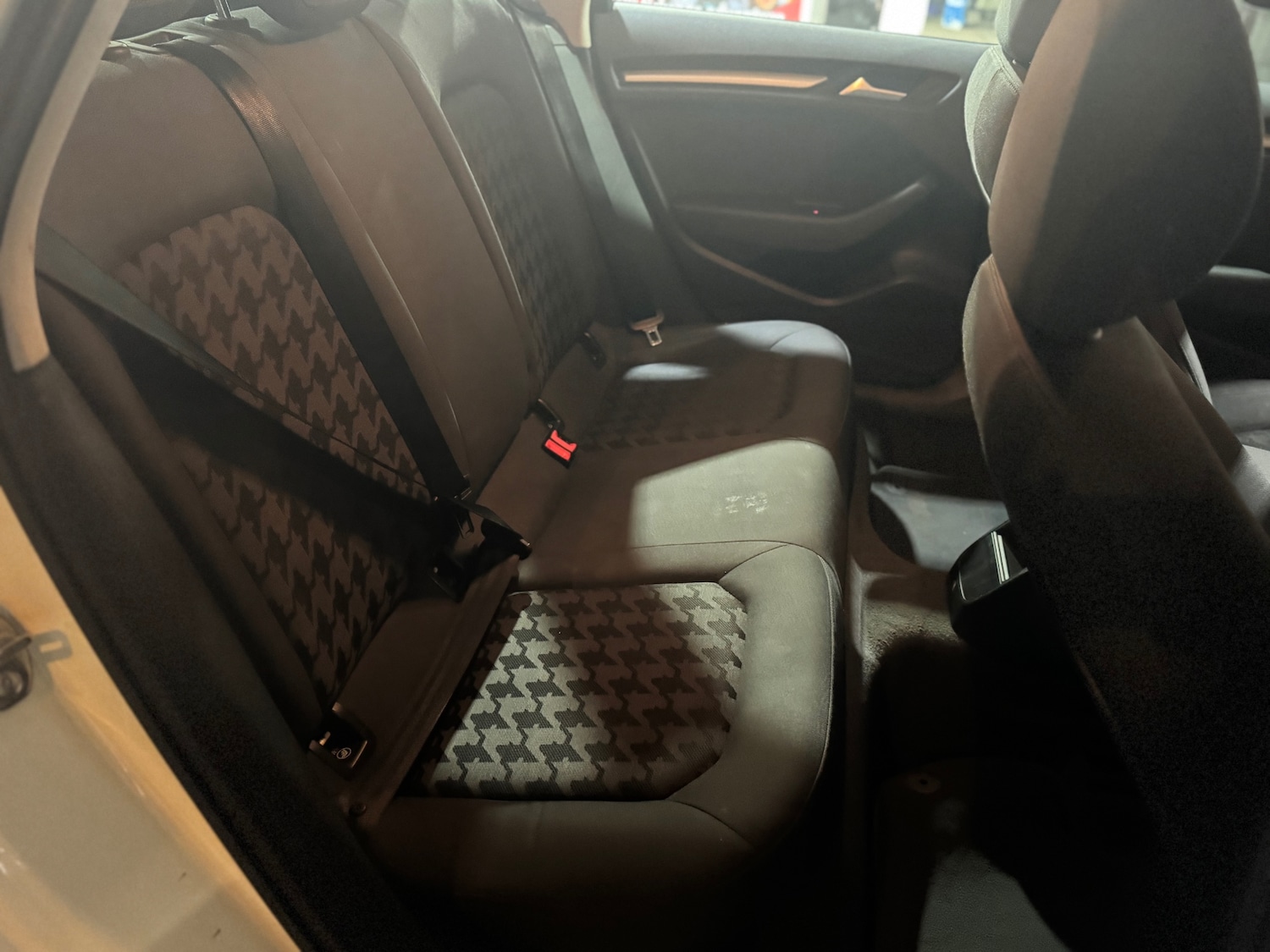 Used Audi A3 2014 for sale - 77039218: Photo 6