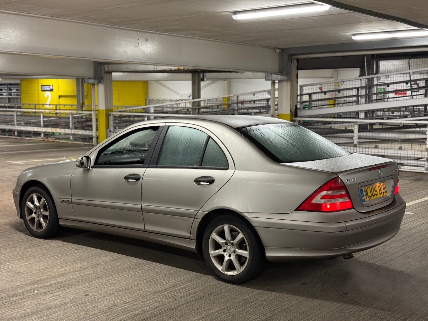 Used Mercedes-Benz C Class 2005 for sale - 77357587: Photo 3