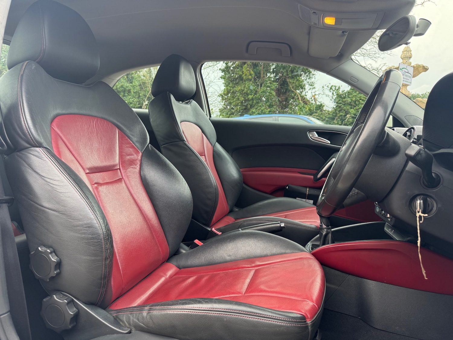 Used Audi A1 2011 for sale - 77312506: Photo 6