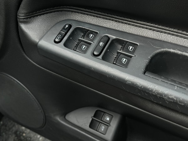 Used Volkswagen Passat 2004 for sale - 75764229: Photo 19