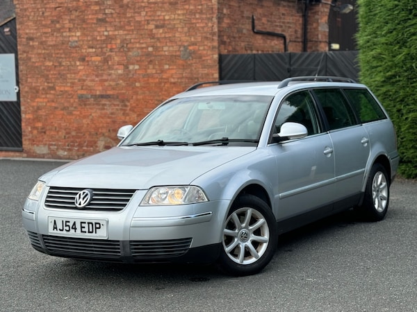 Used Volkswagen Passat 2004 for sale - 75764229: Photo 2