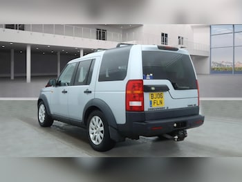 Land Rover Discovery 3 feature image