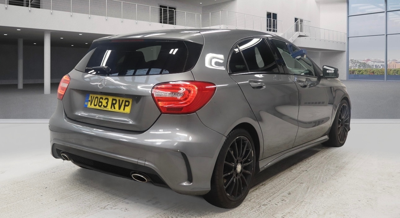 Used Mercedes-Benz A-Class 2013 for sale - 76786365: Photo 4