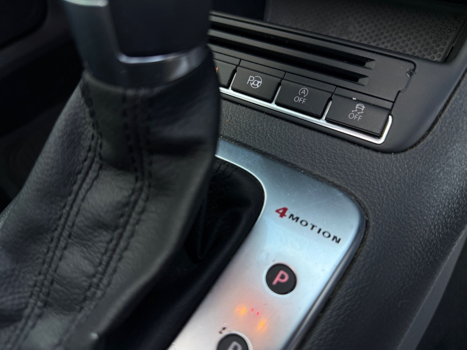 Used Volkswagen Tiguan 2015 for sale - 76490466: Photo 21