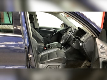 Used Volkswagen Tiguan 2015 for sale - 76490466: Photo