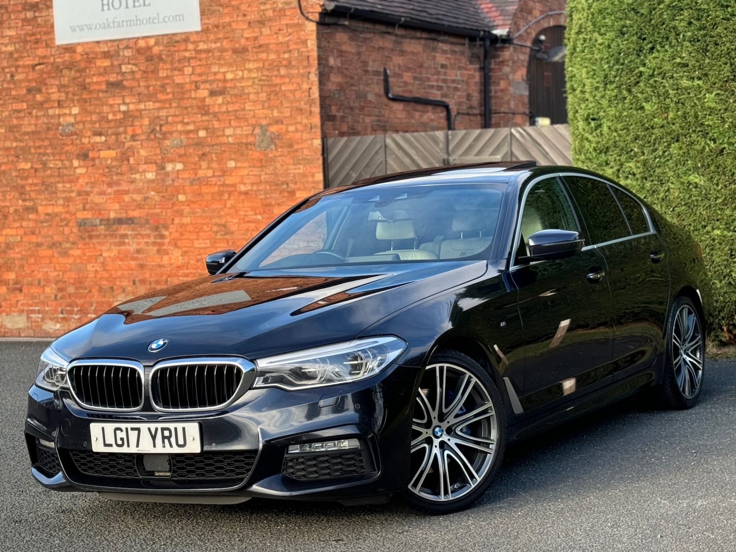 Used BMW 5 Series 2017 for sale - 76337919: Photo 1