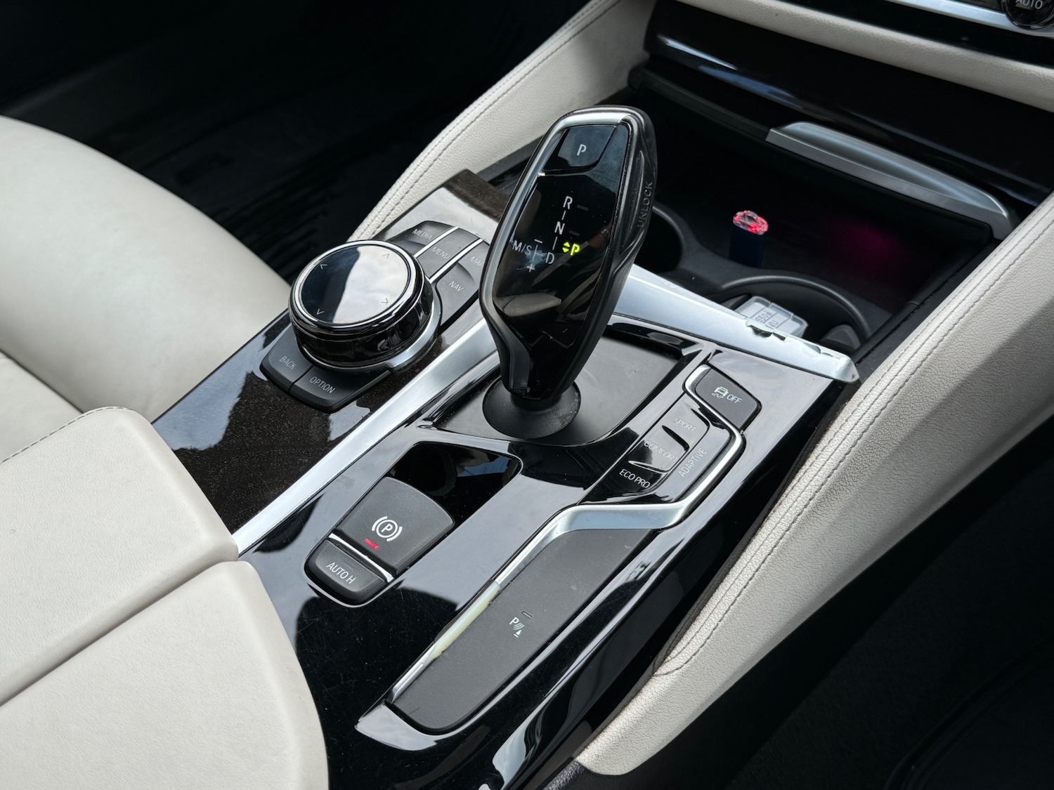 Used BMW 5 Series 2017 for sale - 76337919: Photo 21