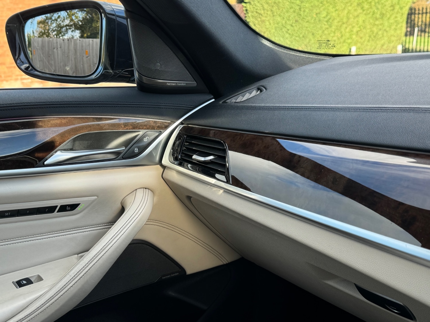 Used BMW 5 Series 2017 for sale - 76337919: Photo 22