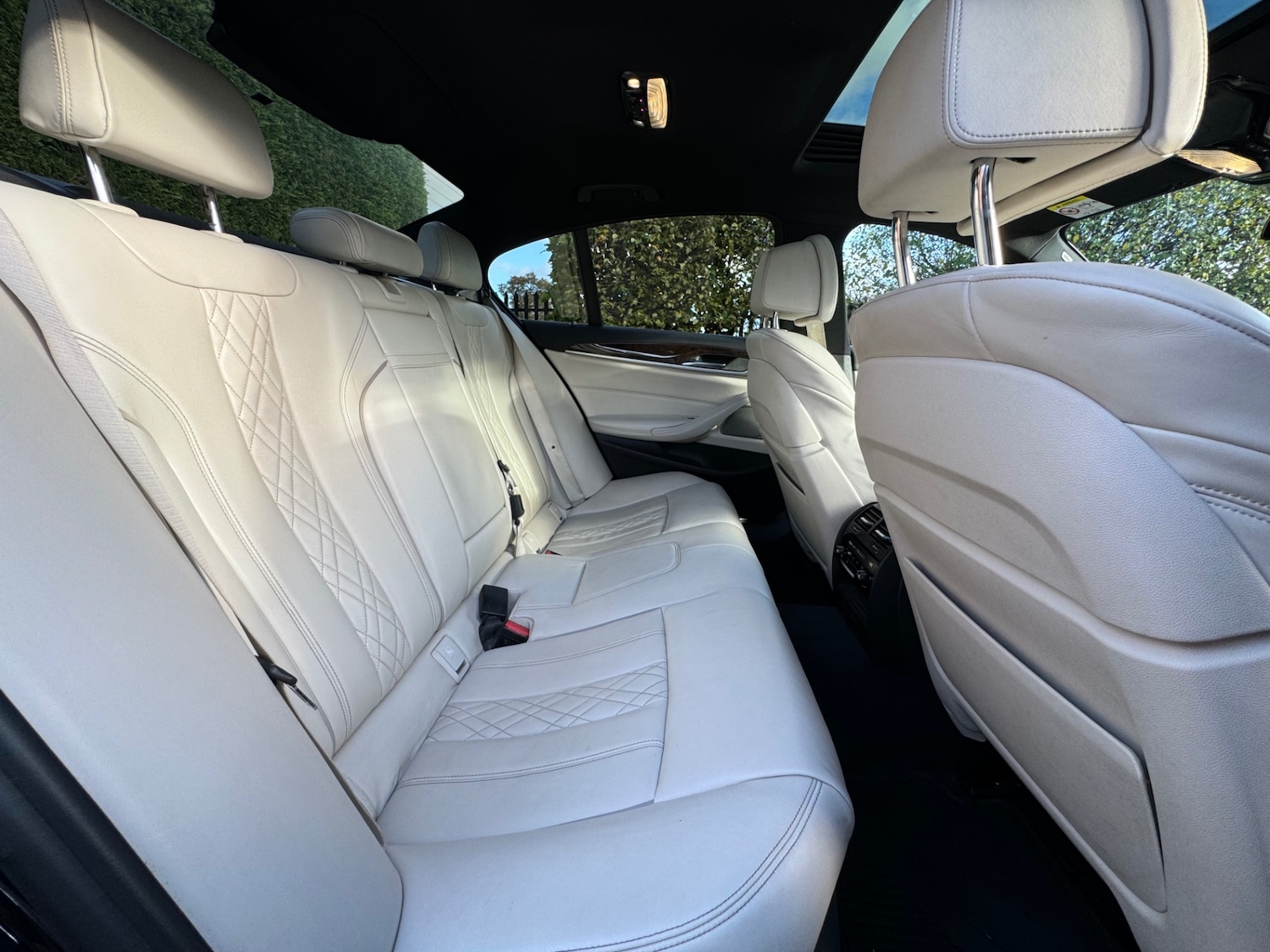 Used BMW 5 Series 2017 for sale - 76337919: Photo 9