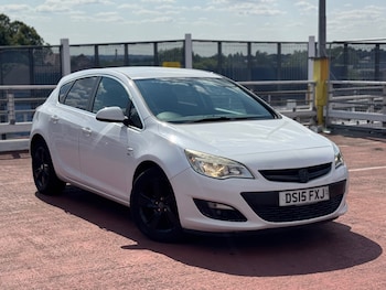 Used Vauxhall Astra 2015 for sale - 79271591: Photo