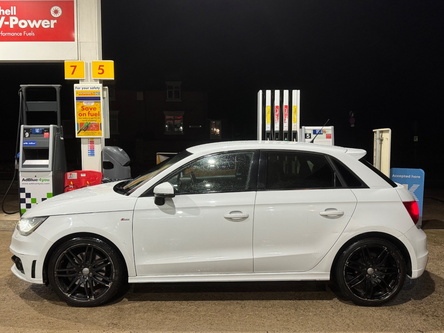 Used Audi A1 2014 for sale - 77301520: Photo 2