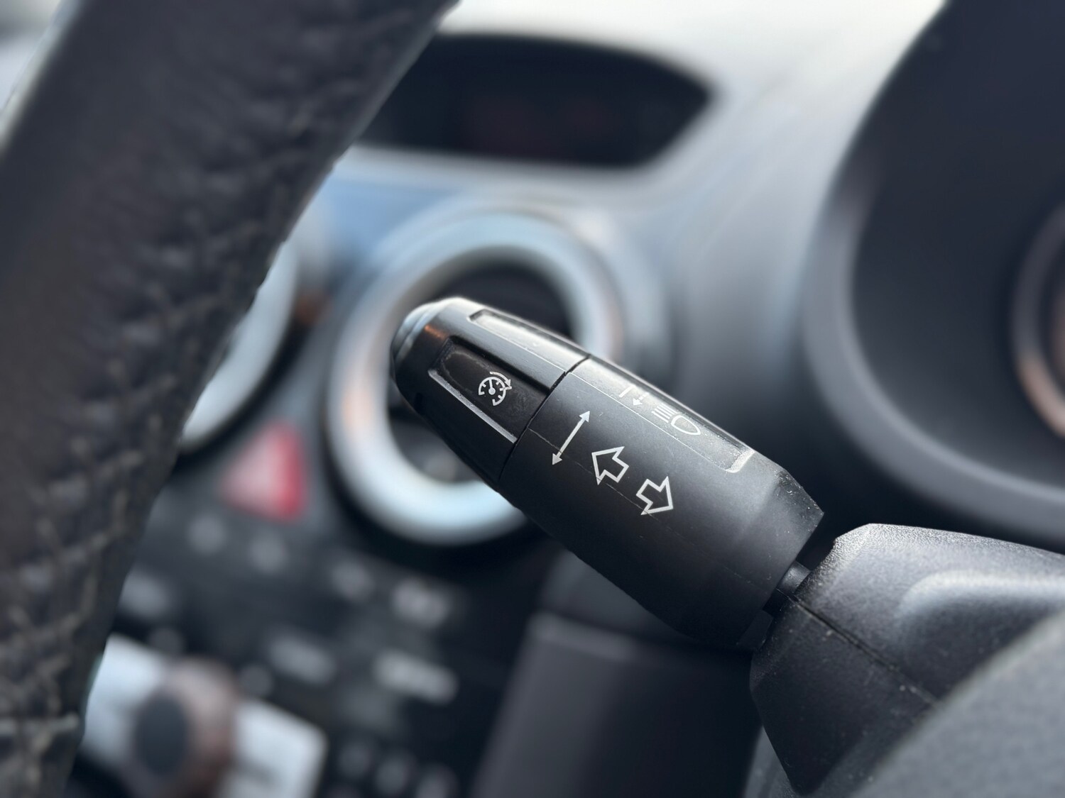 Used Vauxhall Corsa 2010 for sale - 78155751: Photo 12