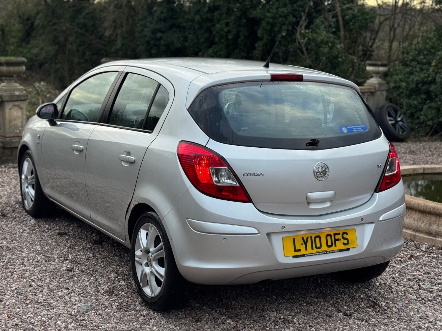 Used Vauxhall Corsa 2010 for sale - 78155751: Photo 2