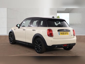 Used MINI Hatch 2018 for sale - 78676771: Photo