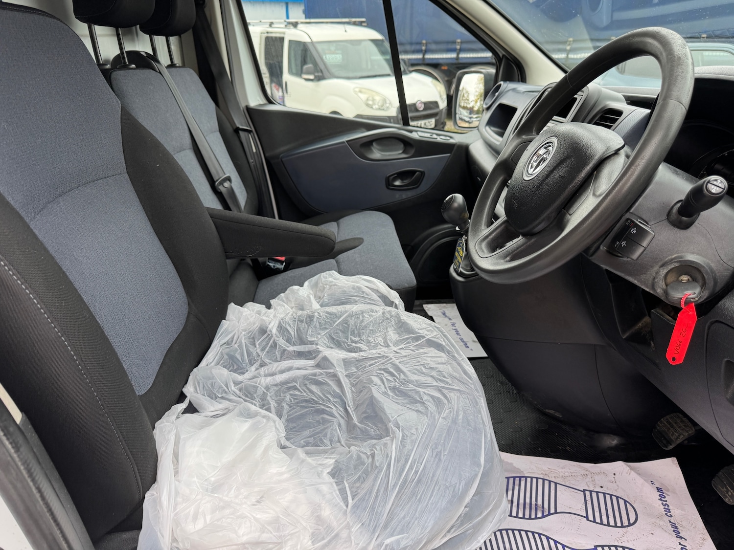 Used Vauxhall Vivaro 2016 for sale - 76329486: Photo 10