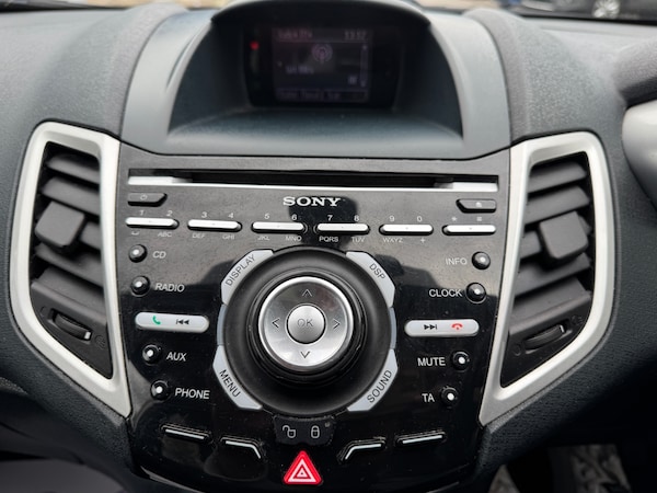 Used Ford Fiesta 2012 for sale - 76250755: Photo 16